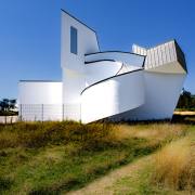 Pascal Michaux_Frank Gehry gruesst
